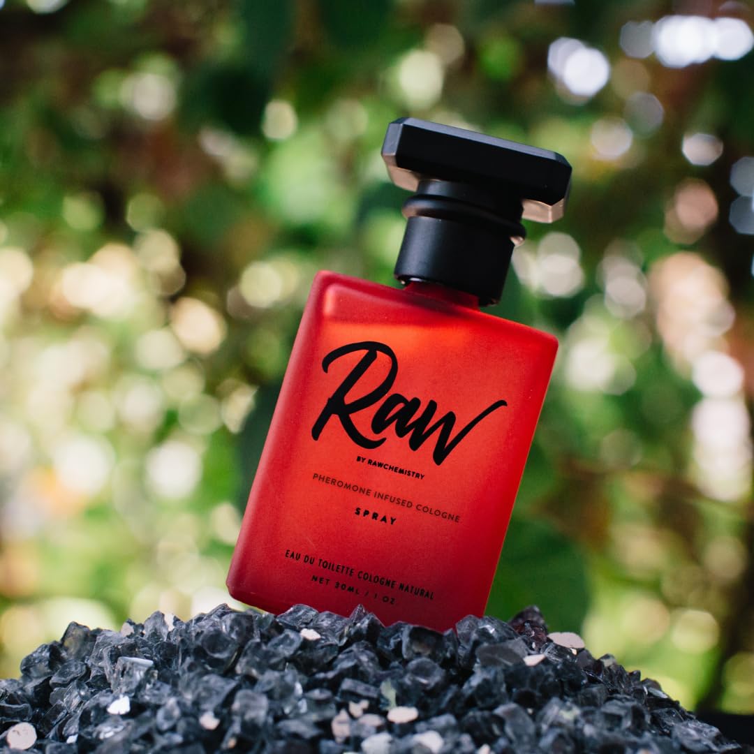 RawChemistry Colonia con Feromonas Raw para Hombres \u2013 Spray de...