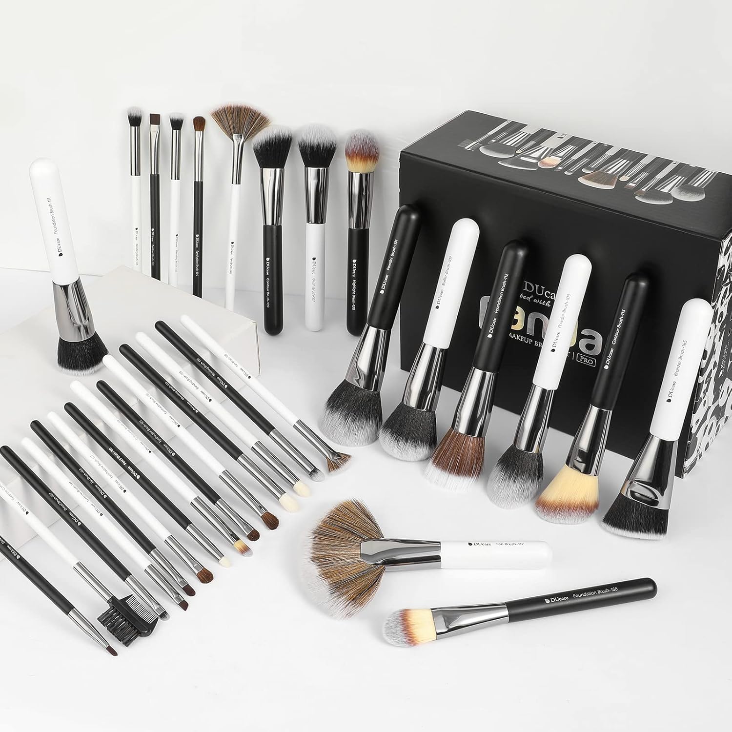 DUcare Juego de brochas de maquillaje profesional, 31 piezas, serie...