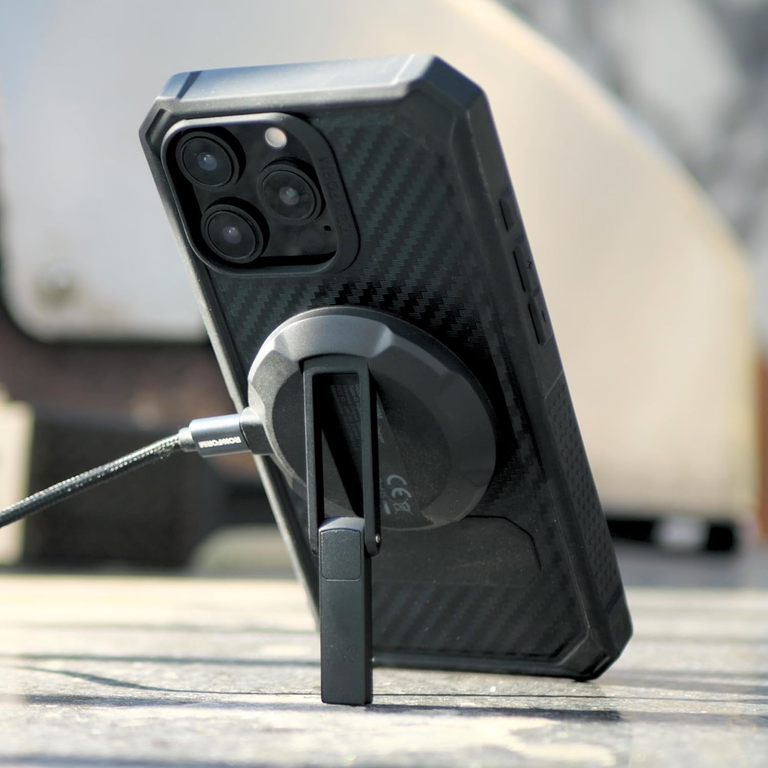 Rokform Cargador inalámbrico magnético con soporte, incluye cable U...