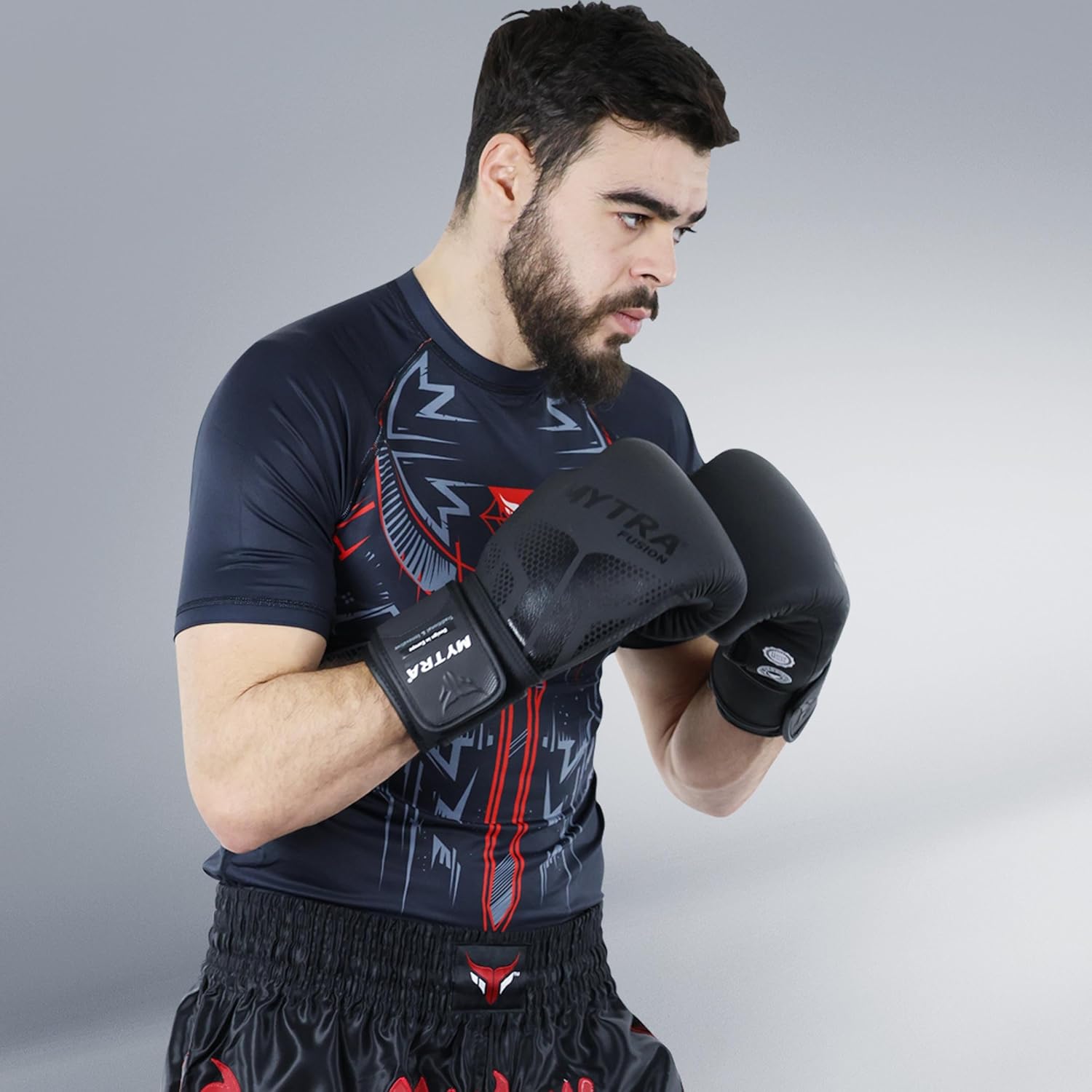 Mytra Fusion Guantes de boxeo Guantes de boxeo de cuero para hombre...