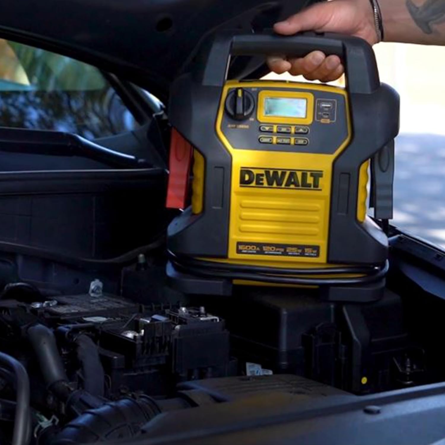 DEWALT DXAEJ14 Arrancador de 1600 amperios con inflador | Estación...
