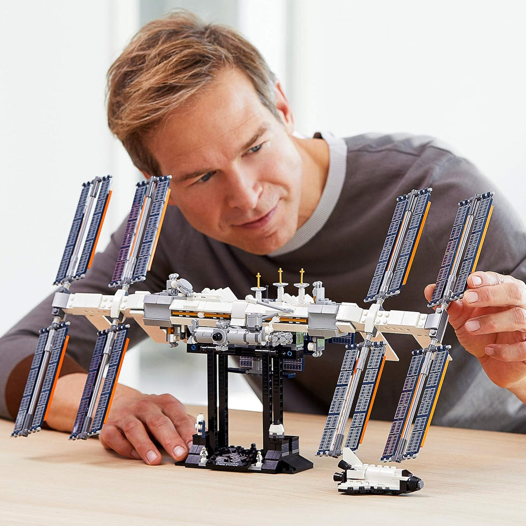 LEGO Ideas International Space Station 21321 - Kit de construcción...