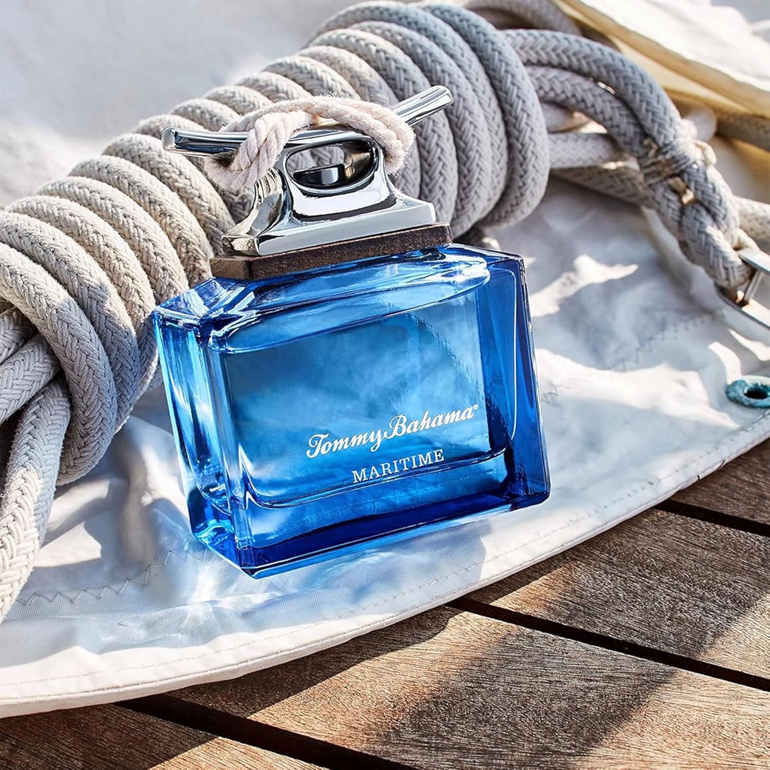 Tommy Bahama Maritime Eau de Colonia para hombres, notas de bergamo...
