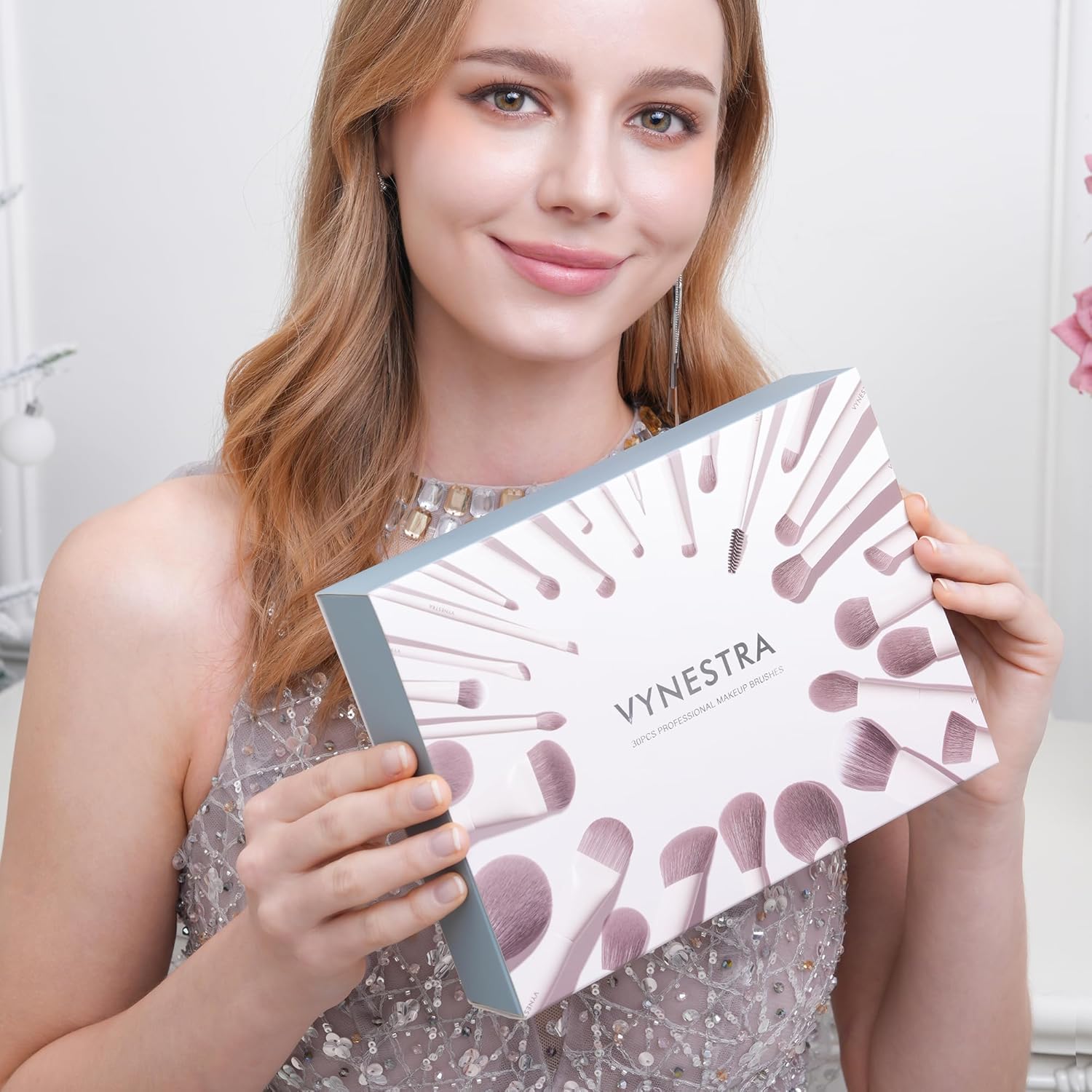 VYNESTRA Juego de 30 brochas de maquillaje de grado profesional con...