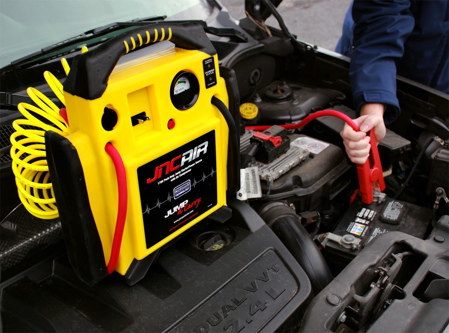 Clore Automotive Jump-N-Carry Arrancador de batería de pico de ampe...