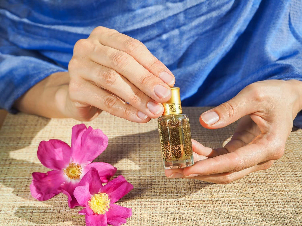 Shadow Flux - Aceite de perfume de 0.4 fl oz \u2013 Aromático amade...