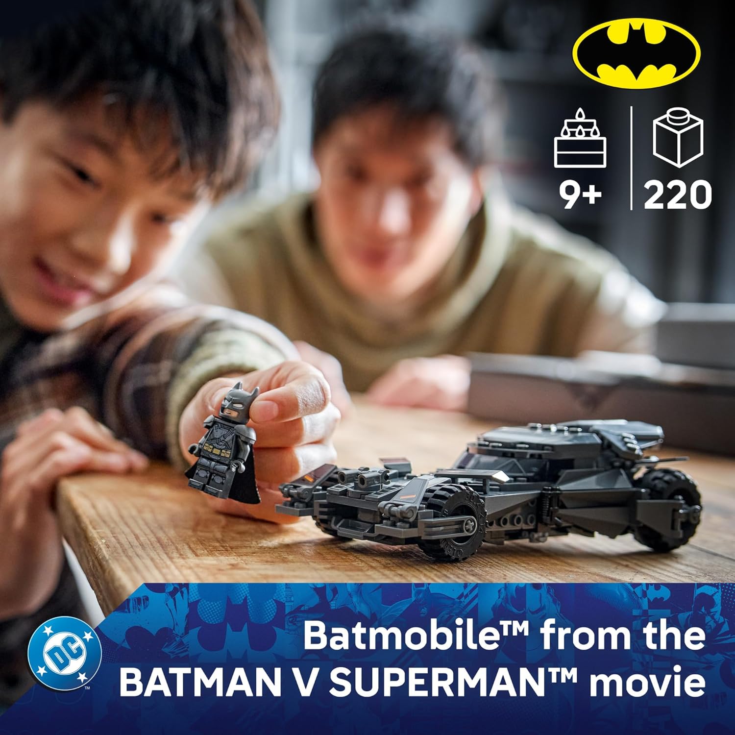LEGO DC Batman: Batman v Superman Batmobile - Juego de bloques de c...