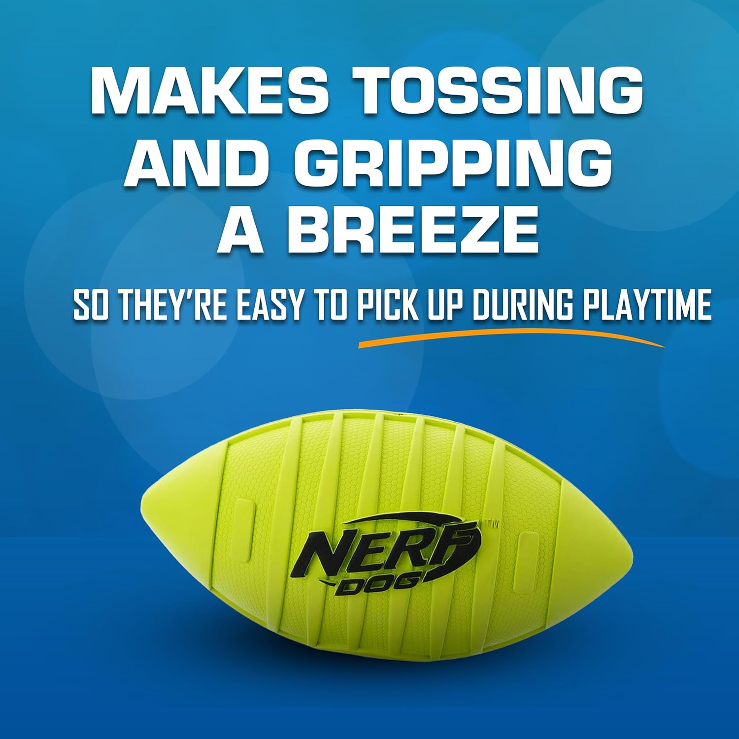 Nerf Dog Blitz - Pelota de fútbol con chirriador para perro al aire...