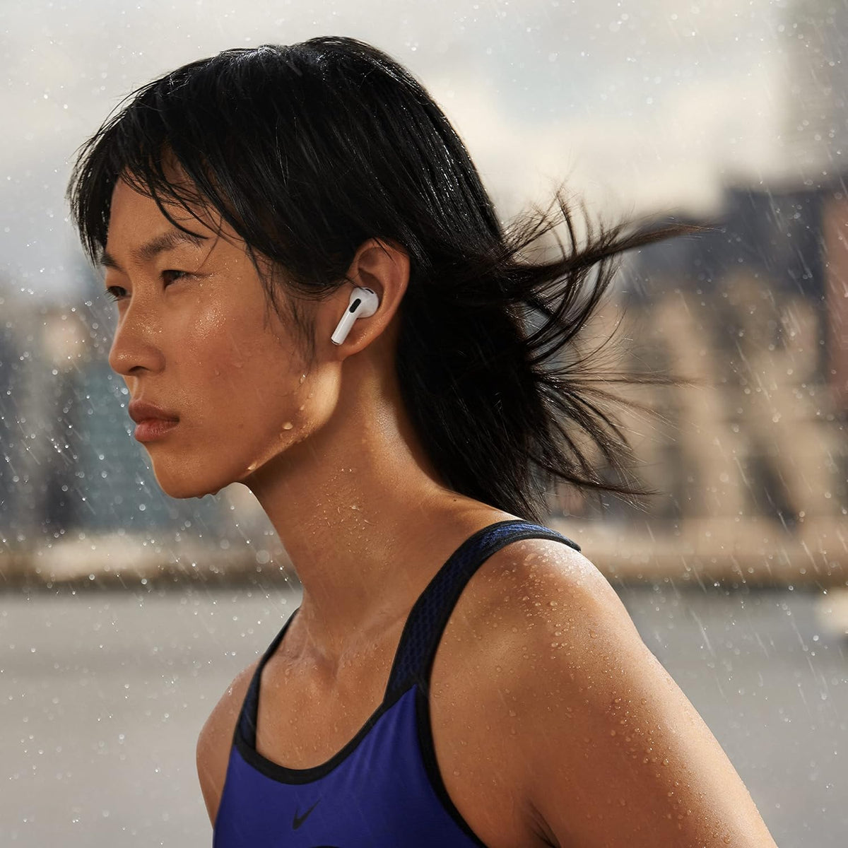 Apple AirPods (3ª generación) auriculares inalámbricos con estuche...
