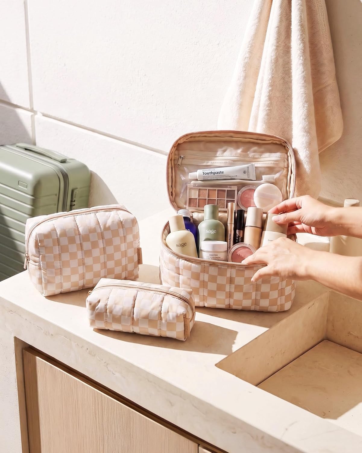 BAGSMART Bolsa de maquillaje de viaje para mujer, 3 piezas, bolsa o...