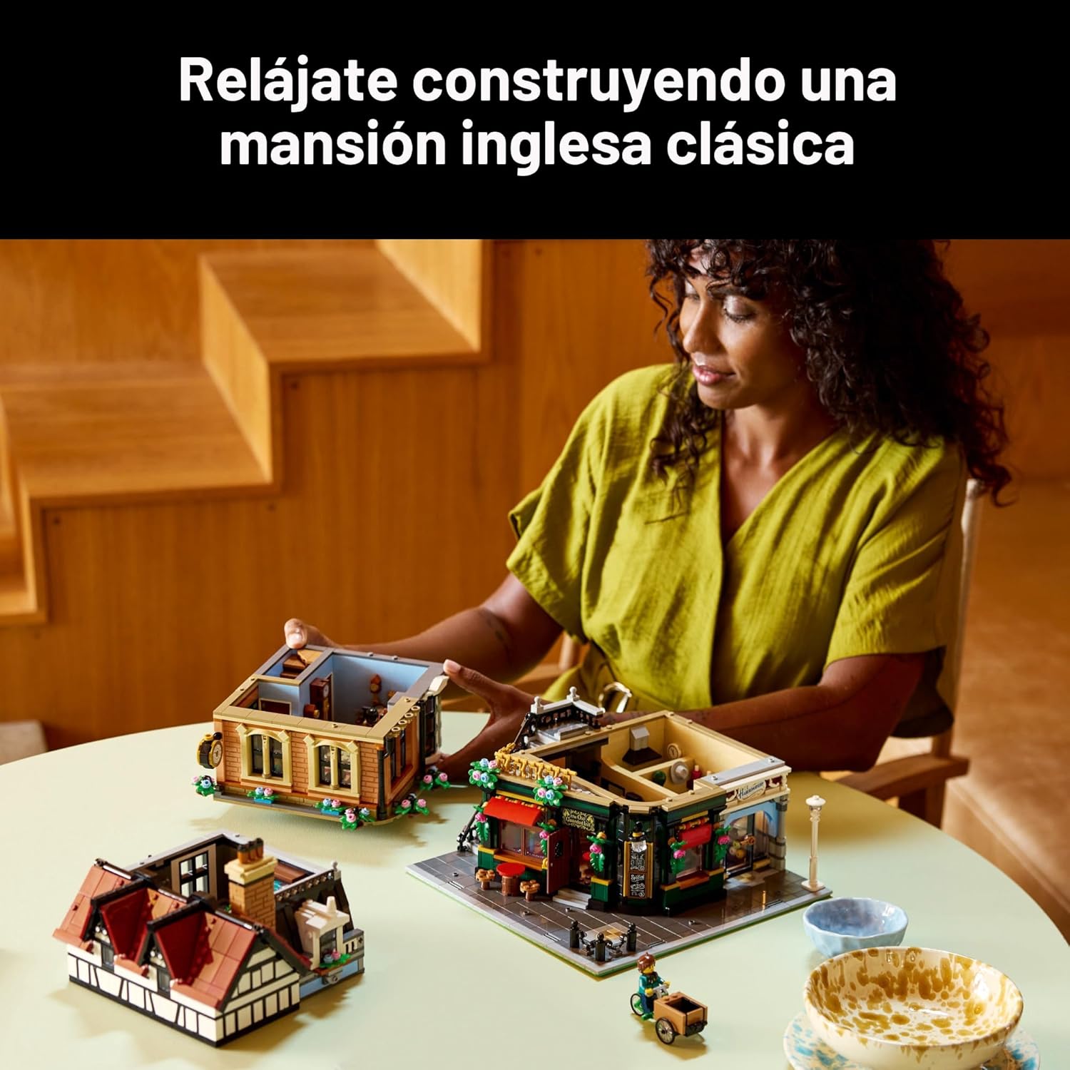 LEGO Icons Set de Construcción de Esquina Tudor para Adultos 18+ -...