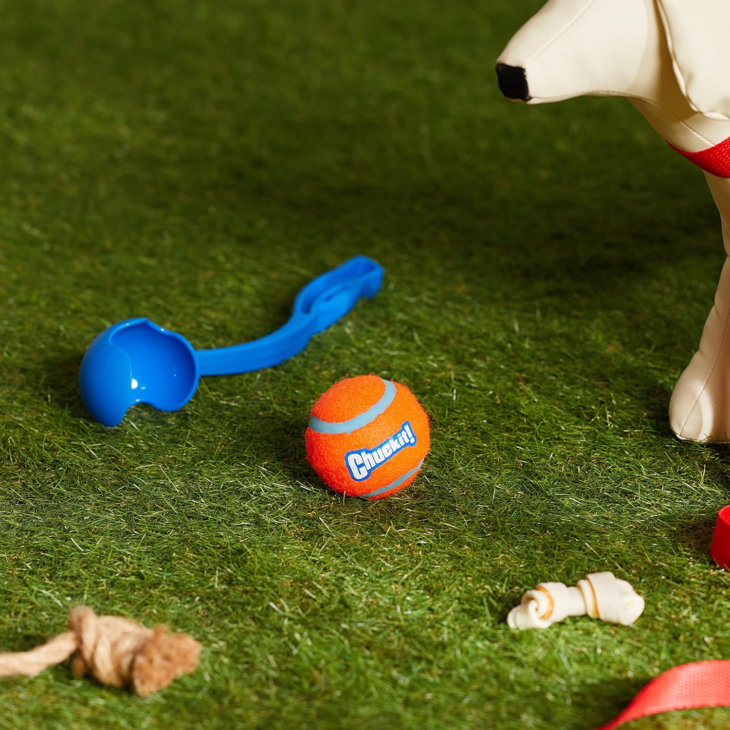 Chuckit! Lanzador de Bolas para Perros 12M Sport con Mango de 12...