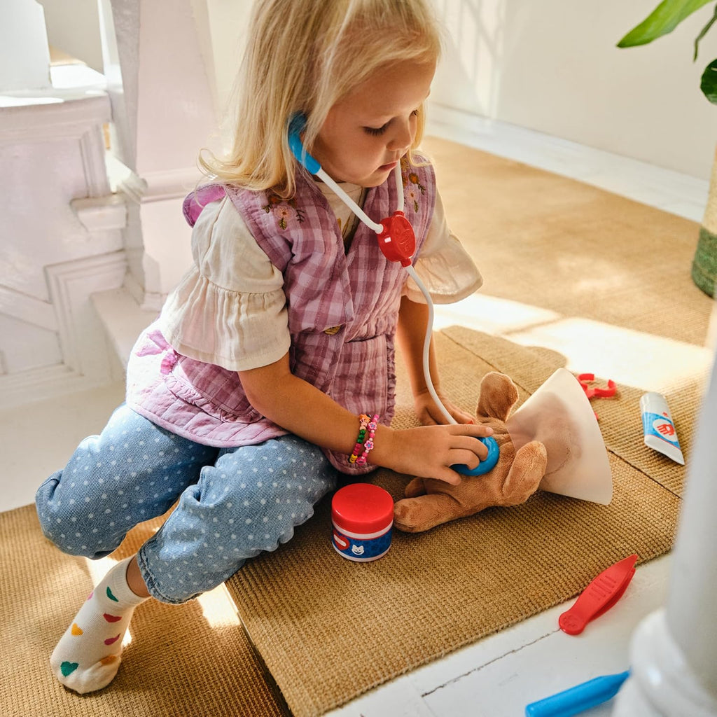 Melissa &amp; Doug Examine &amp; Treat Pet Vet Play Set \u2013 Jueg...