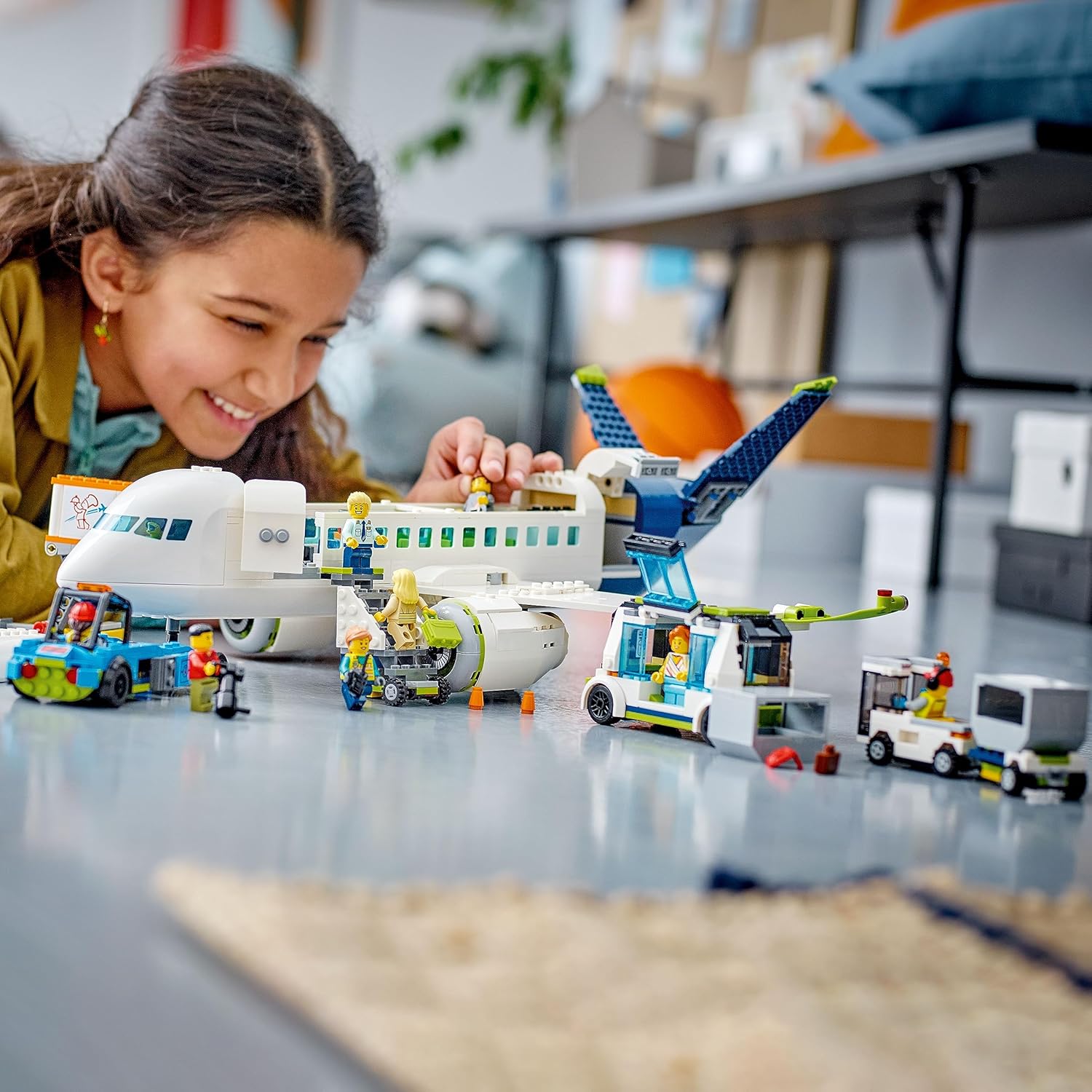 LEGO City Passenger Airplane Toy \u2013 Juego de construcción para...