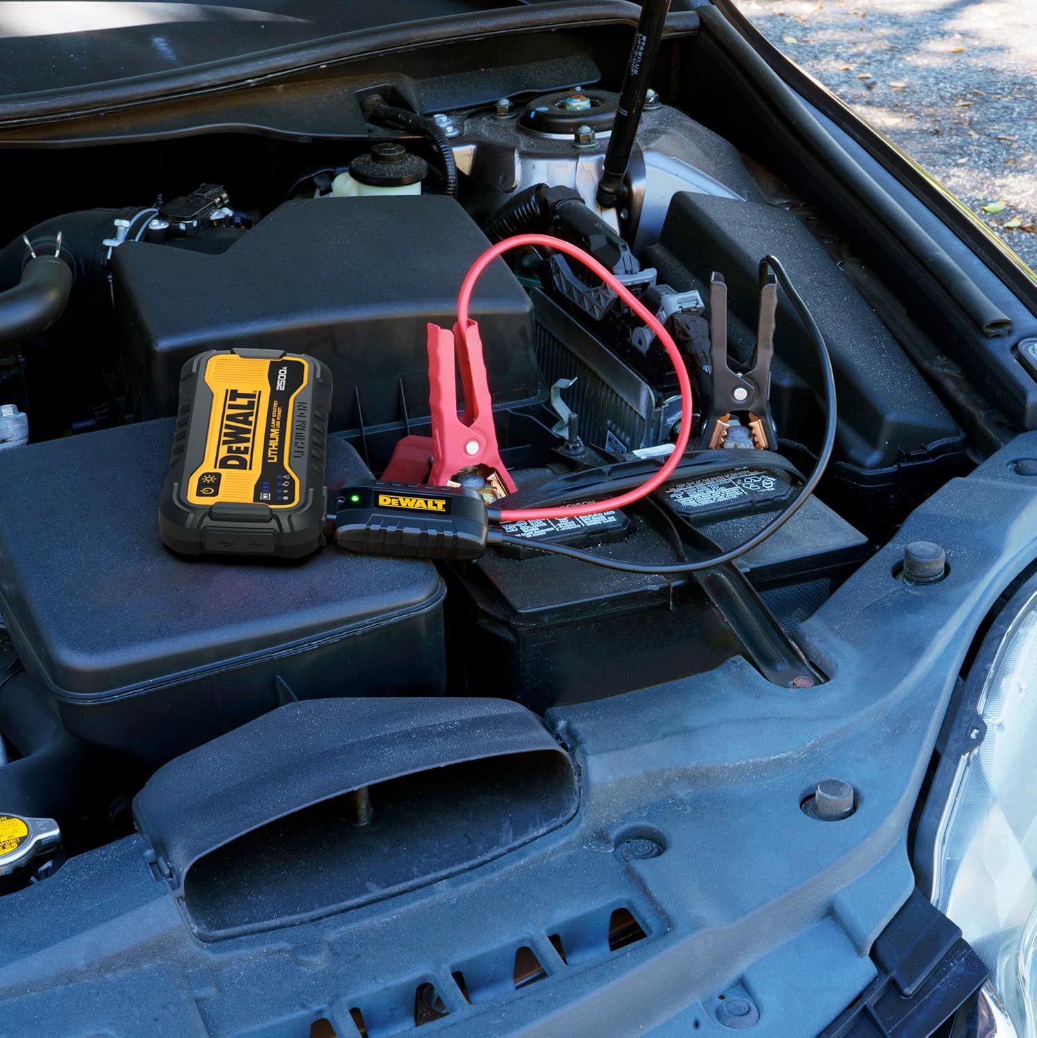 Arrancador auxiliar DeWalt DXAELJ25C 2500 amperios | Batería de lit...